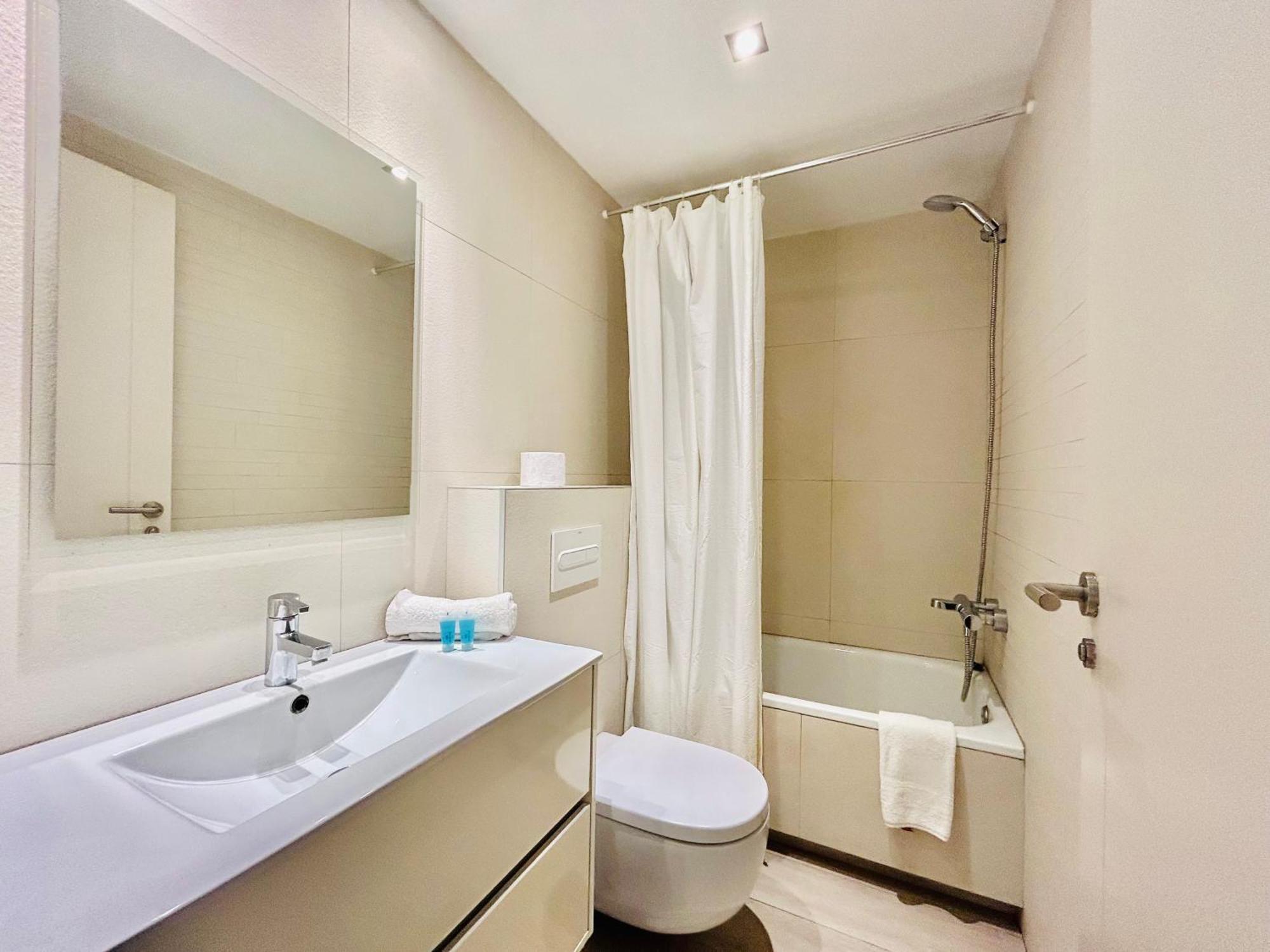 Apartamento Rambla Vella Tarragona Exteriör bild
